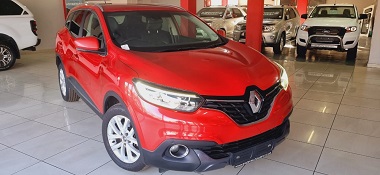2017 Renault Kadjar 1.2 TCE Dynamique M/T - Excellent Condition, Full Service History, New Tyres, Black leather Interior, Electronic seats, Heated Seats, Keyless Start, Automatic Handbrake, Auto Stop/Start, Eco Mode, Climate Control, Cruise Control, Park Distance Control, Bluetooth Radio, MFS, 